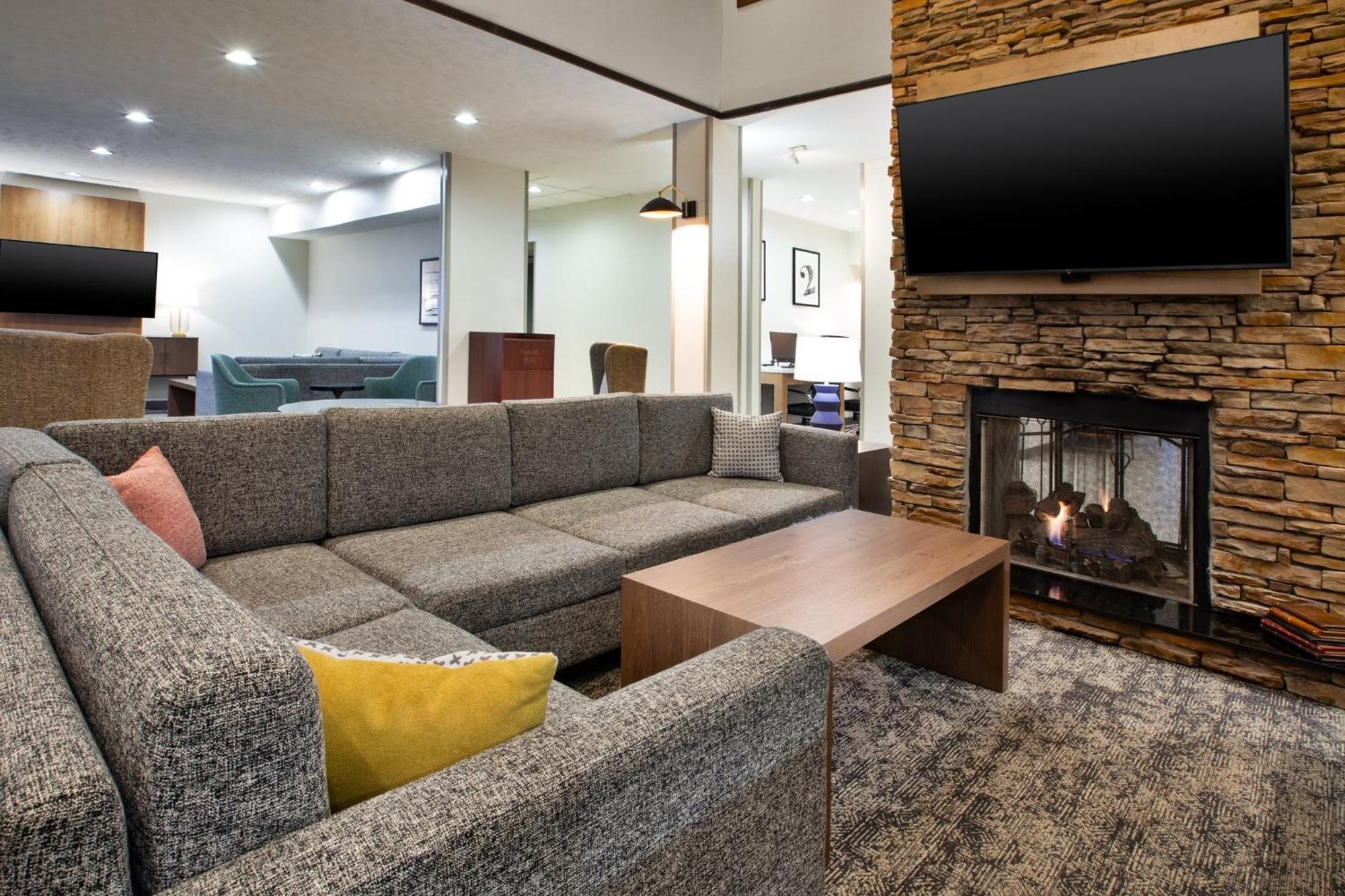Staybridge Suites Omaha 80Th And Dodge By Ihg Esterno foto