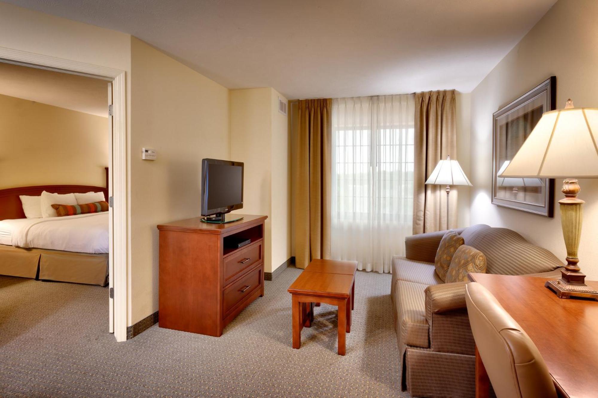 Staybridge Suites Omaha 80Th And Dodge By Ihg Esterno foto