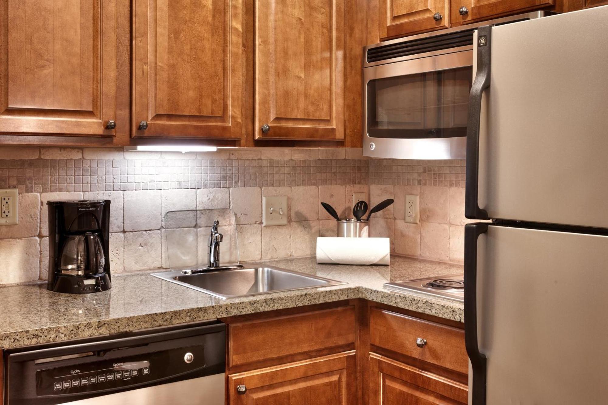 Staybridge Suites Omaha 80Th And Dodge By Ihg Esterno foto